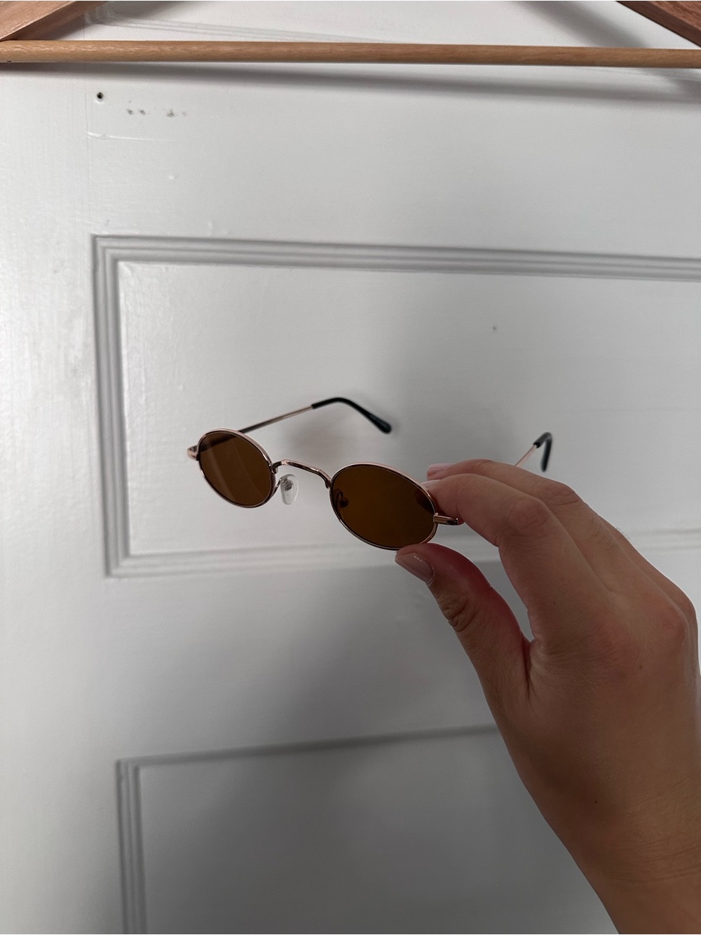 Vintage Inspired 90s small round sunglasses